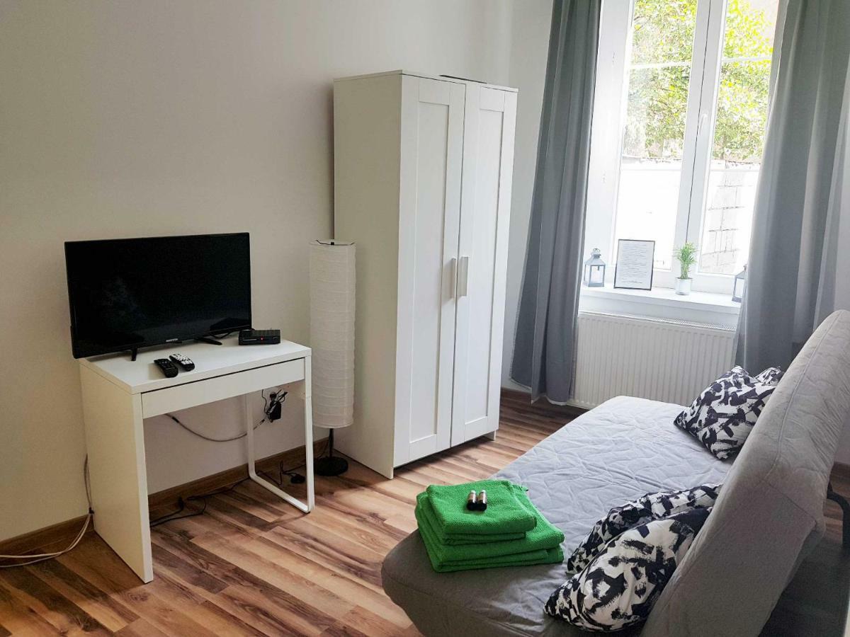 Apartament Nr 15 - 2 Pokoje Z Prywatnymi Lazienkami Centrum Poznań Eksteriør billede
