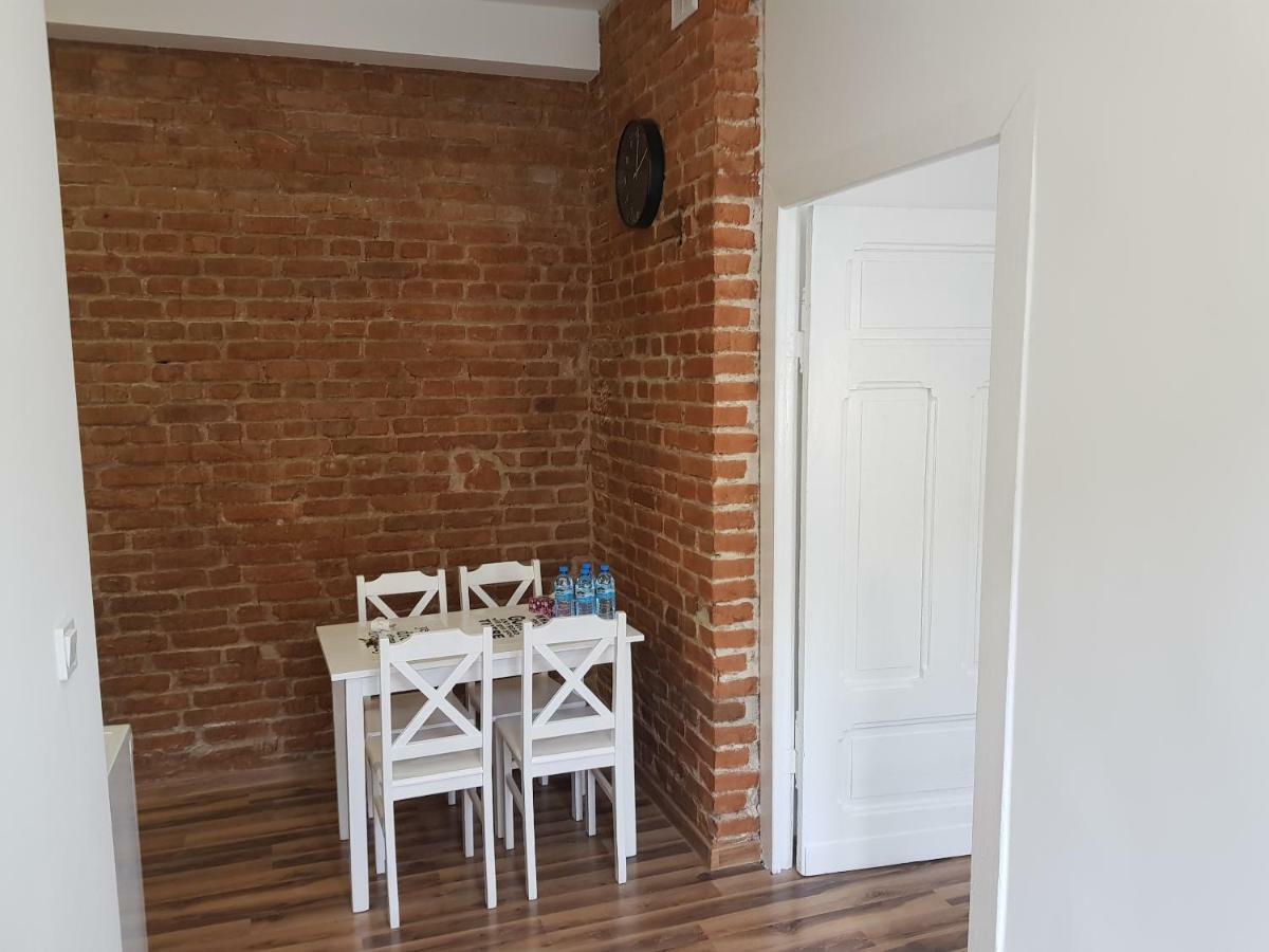 Apartament Nr 15 - 2 Pokoje Z Prywatnymi Lazienkami Centrum Poznań Eksteriør billede