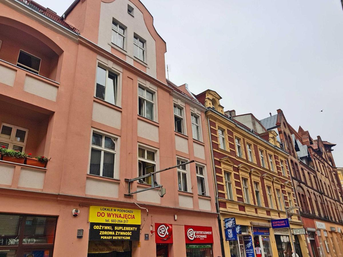 Apartament Nr 15 - 2 Pokoje Z Prywatnymi Lazienkami Centrum Poznań Eksteriør billede